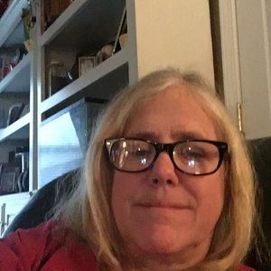 Meet your Posher, Debbie